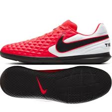 Nike Tiempo Legend 8 Club IC (Indoor Court Football shoes, Leather touch, Soft cushioned)